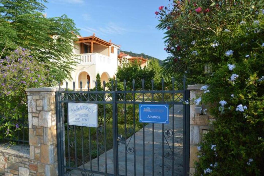 Albatros Villas Sztení Vála Aloníszu Kültér fotó